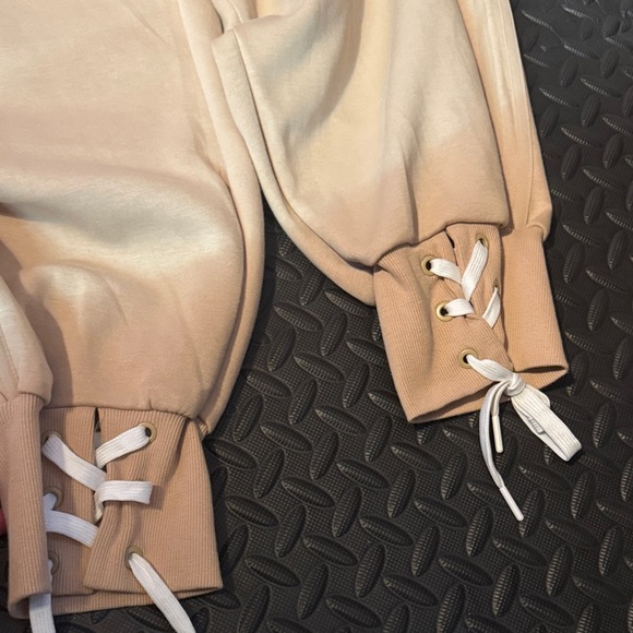 Adidas • NWOT Women's Beige Jogger Pants - Picture 3 of 6